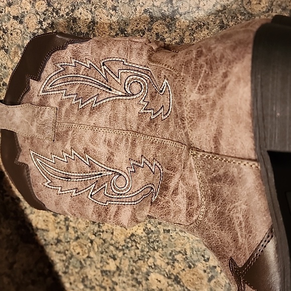 Dolce Mojo Moxy Cowboy Boots, Size 6.5 - Picture 8 of 10